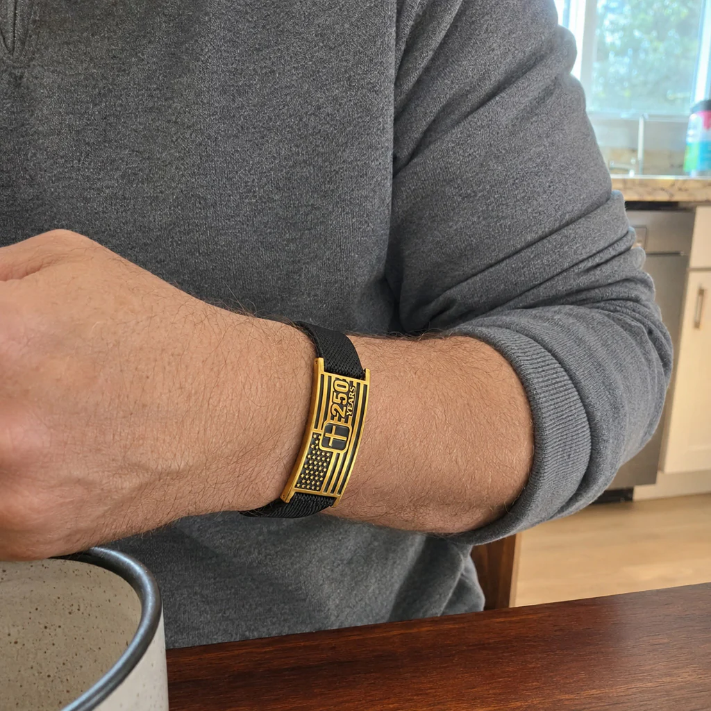【DEAL TODAY】Adjustable America 250 Bracelet with Braided Band and Cross Detail - Image 2