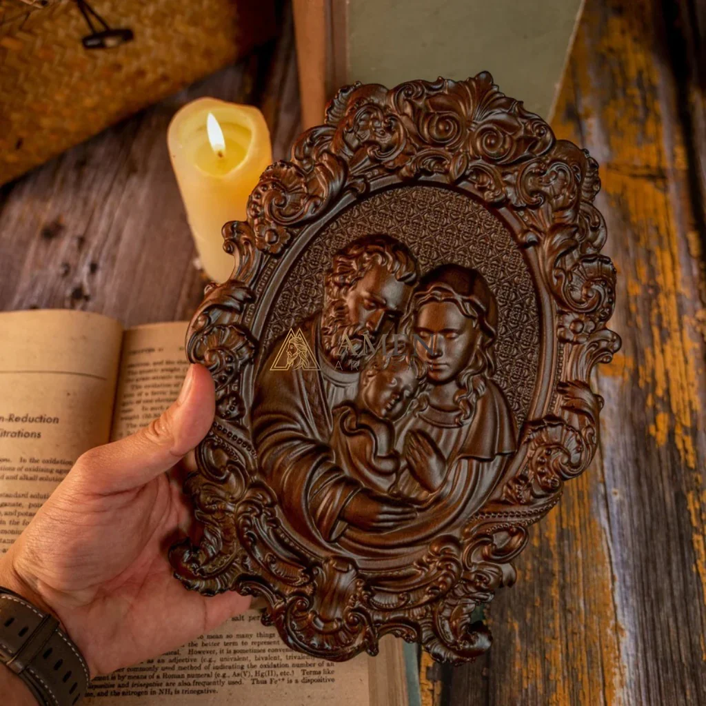 Holy Family Wood Carving - Image 3