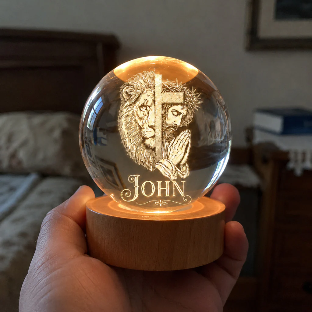 【Deal Today】Personalized Christian Crystal Night Light with Lion, Cross, and Jesus — Strength - Image 3